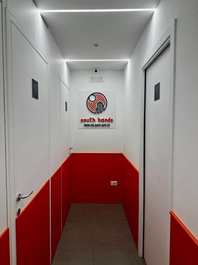 South Hands Napoli Bagian luar foto