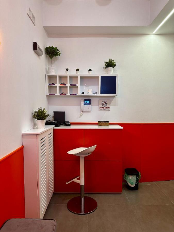 South Hands Napoli Bagian luar foto