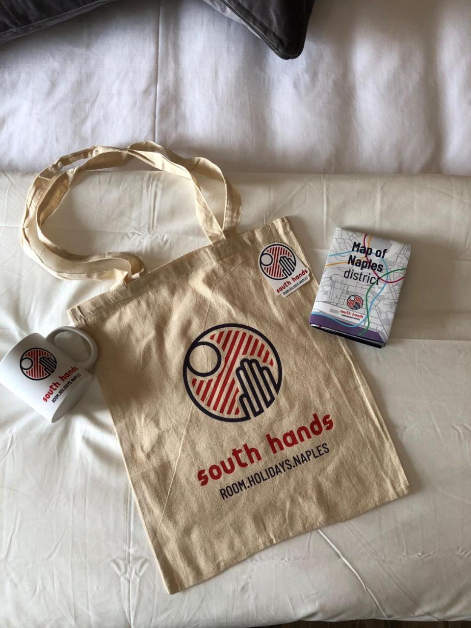 South Hands Napoli Bagian luar foto